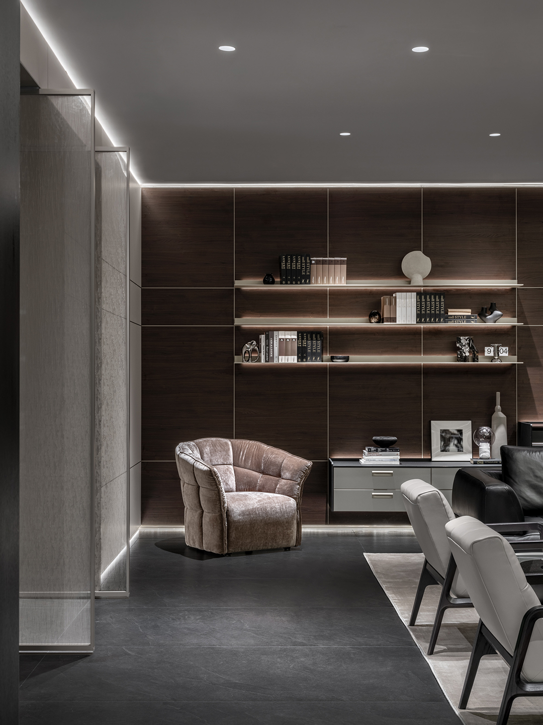 ATM娱乐33周年鎏金献礼：B8?AIR系列首发，重构意式简奢生活美学